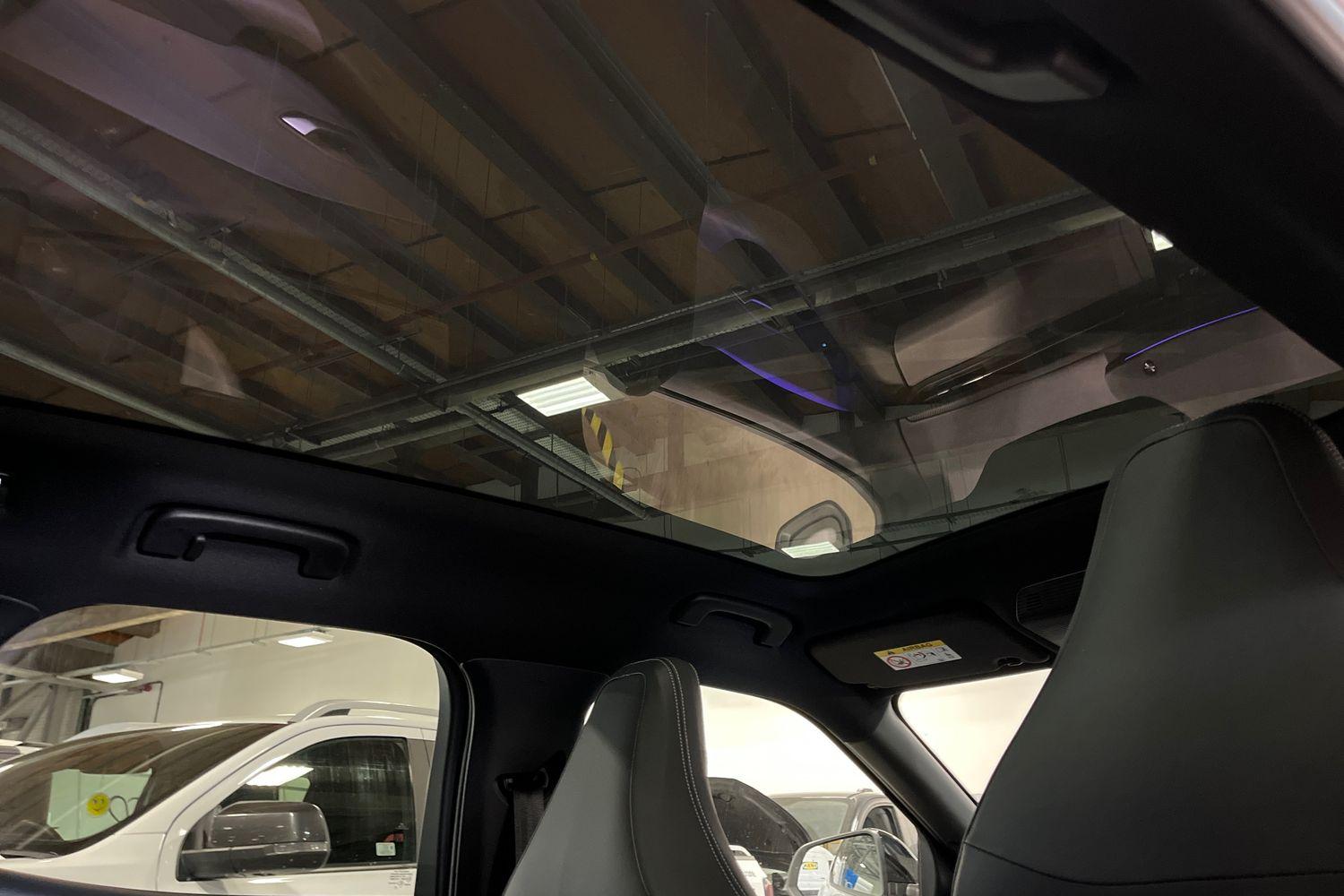 Ford Explorer Photo 29
