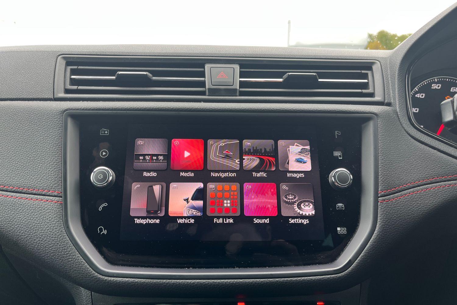 SEAT Arona Photo 32