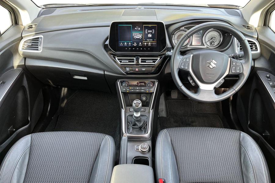 Suzuki S-Cross Photo autoimg-79724895de491d467d59bb4dd7f98ebcc5dc15c2.jpg