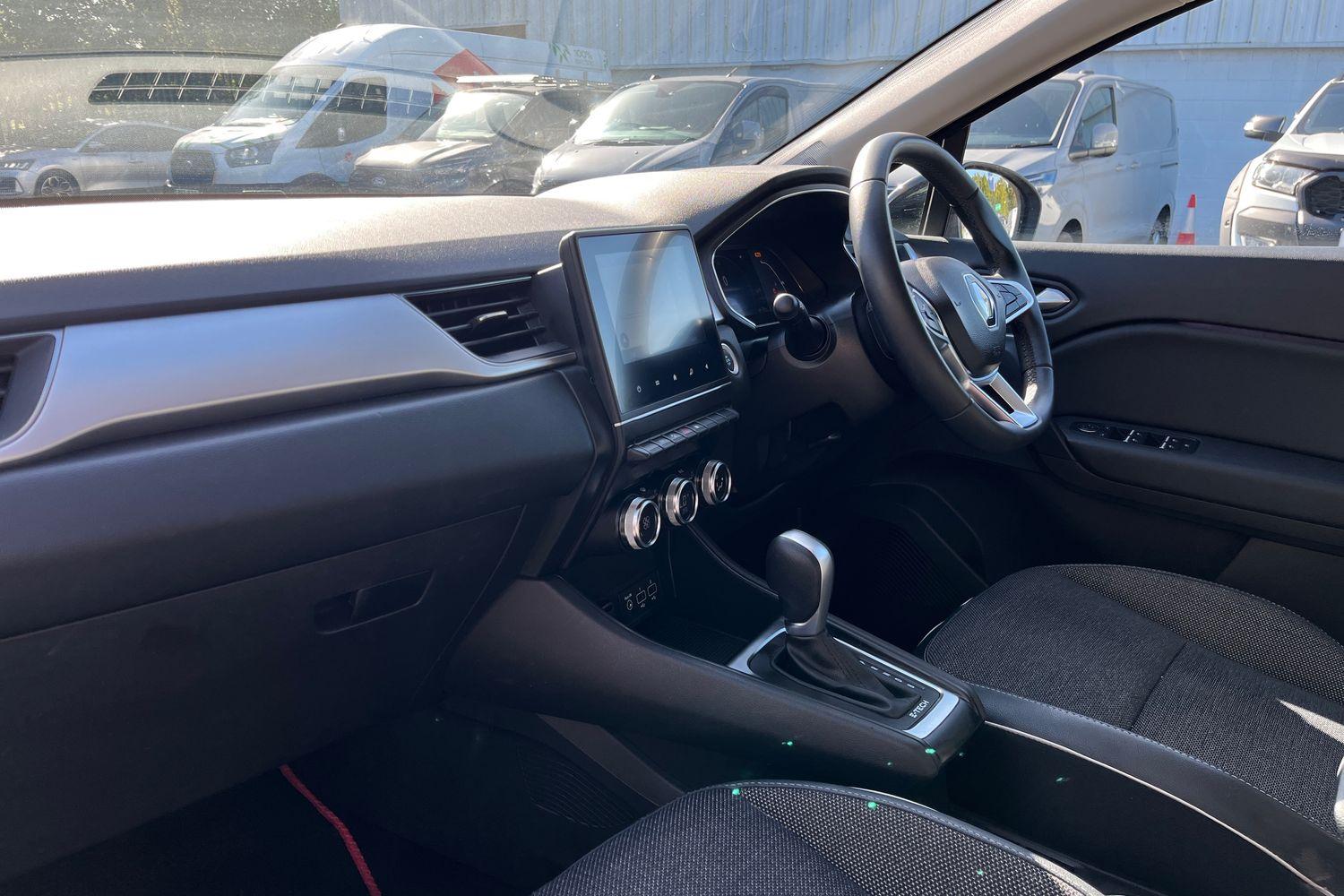 Renault CAPTUR Photo 17