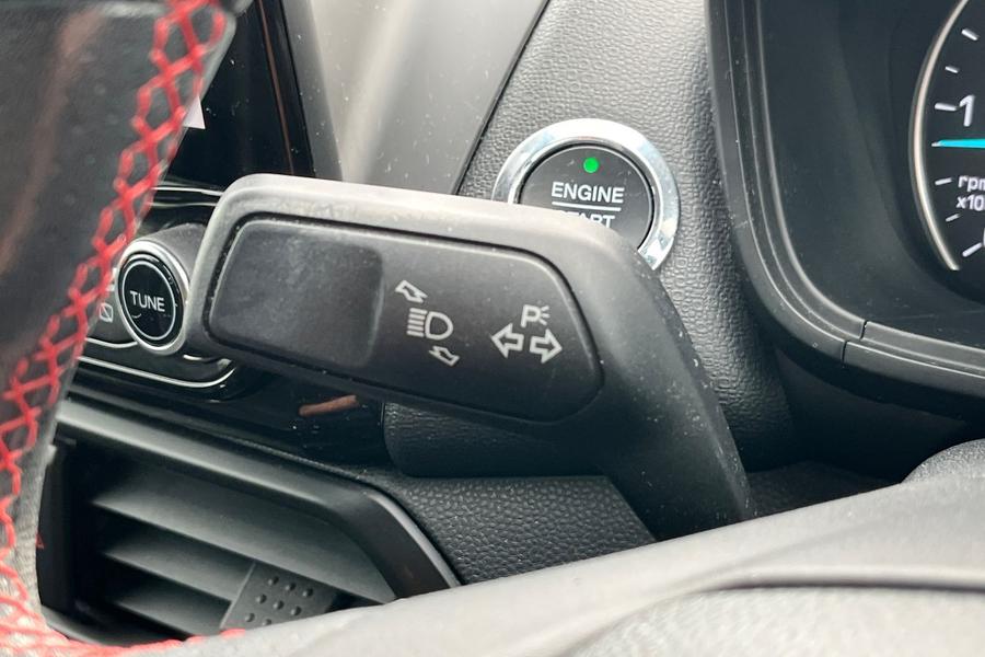 Ford EcoSport Photo autoimg-7973ea48b3d81c25e5c47091fdfdc3bdd9a1cb42.jpg