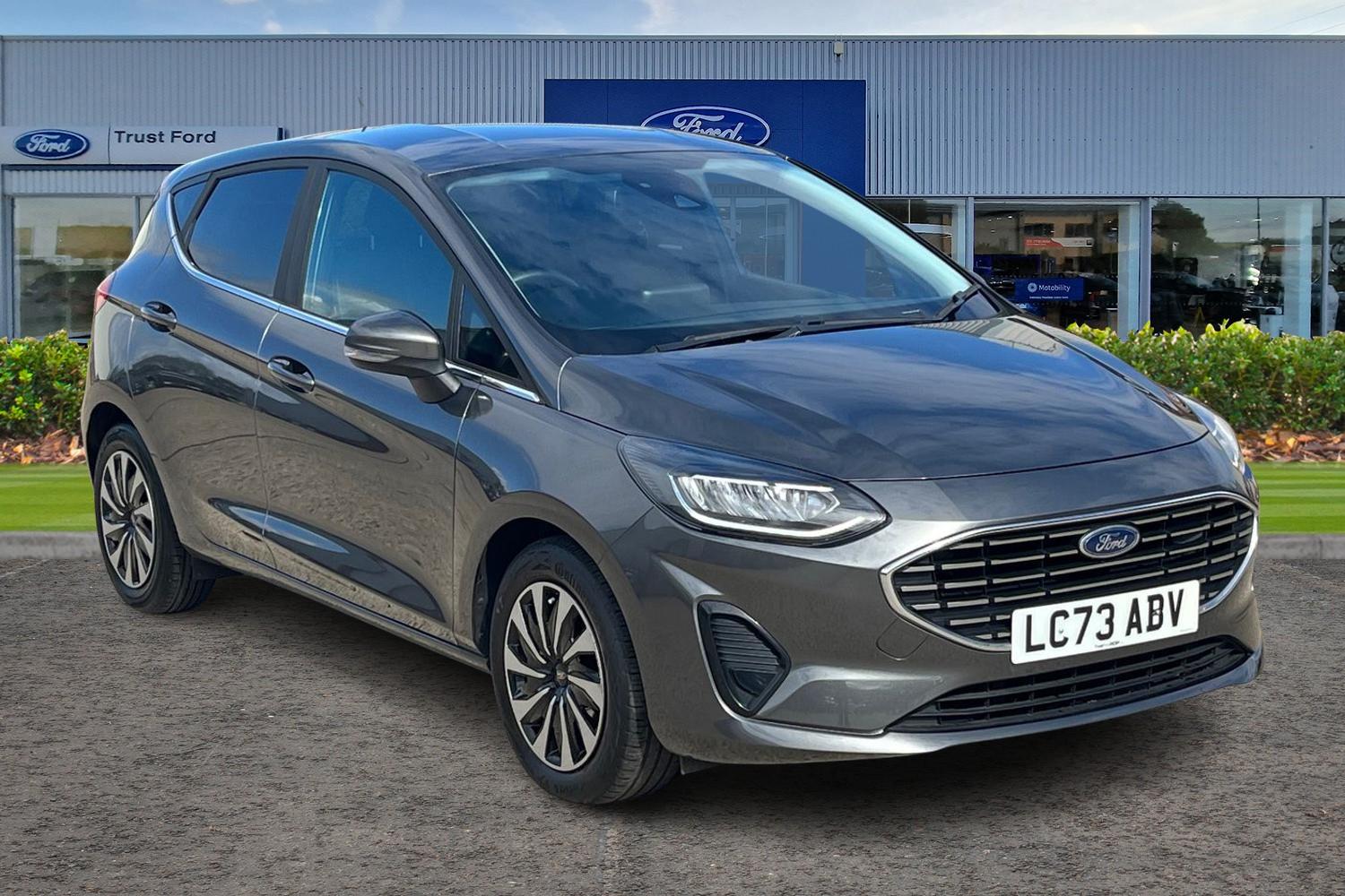 Ford Fiesta Photo 0
