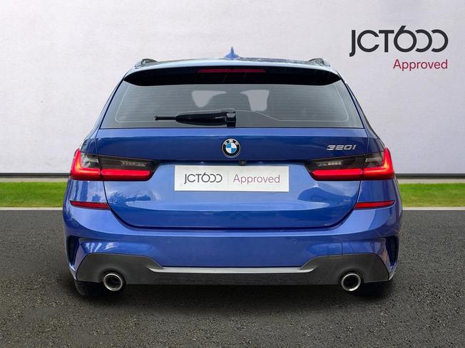 BMW 3 Series Photo 7
