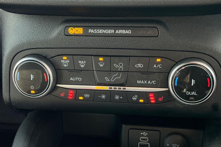 Ford KUGA Photo autoimg-797ce3f74cf0d4dd7ab6c23b745ca38cdee4ca1a.jpg