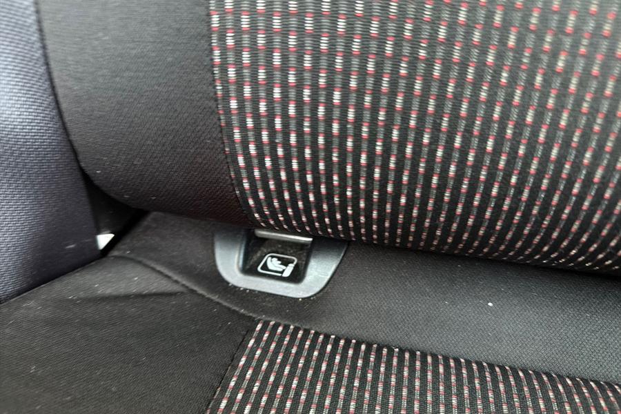Suzuki SWIFT Photo autoimg-797e0cb4f50f41bda9db8a063f126c2b99d67c6d.jpg