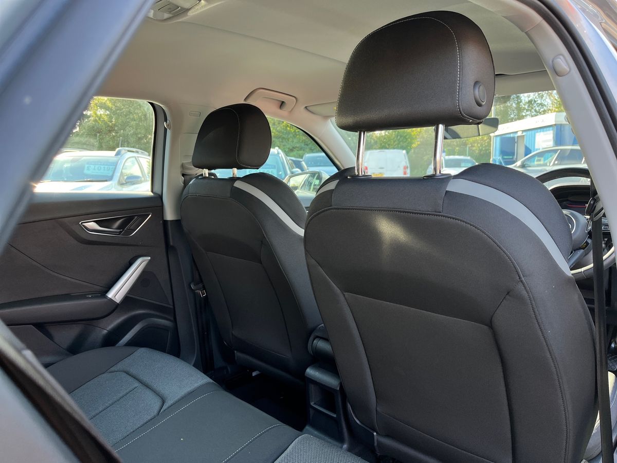 Audi Q2 Photo 25