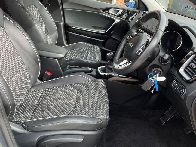 Kia Xceed Photo 28