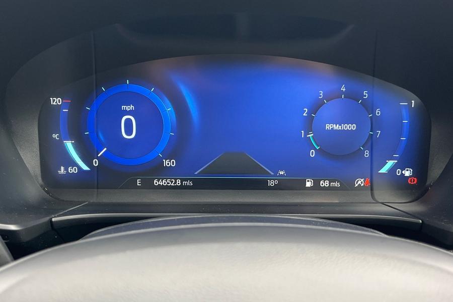 Ford KUGA Photo autoimg-798933e19960b3ccccef0c8552fbe2c1663fbaf0.jpg