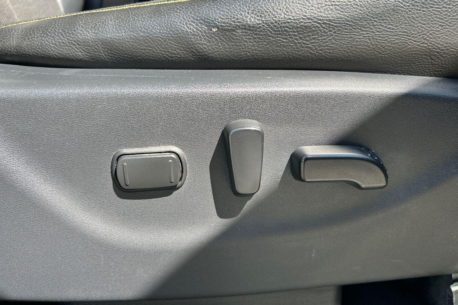 Nissan NAVARA Photo 26