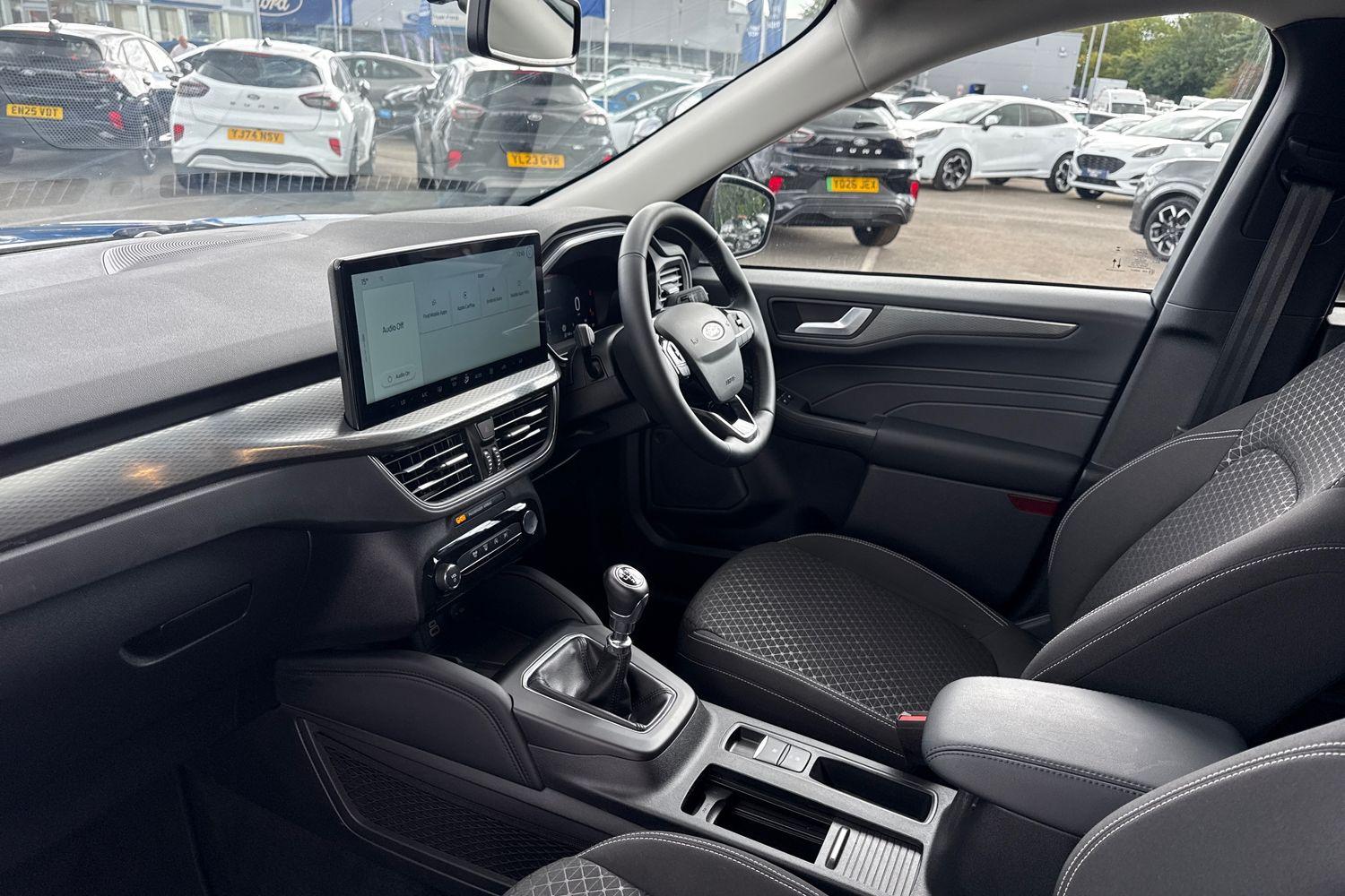 Ford KUGA Photo 17