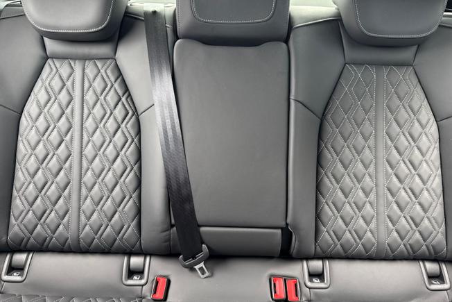 AUDI S3 Photo 39