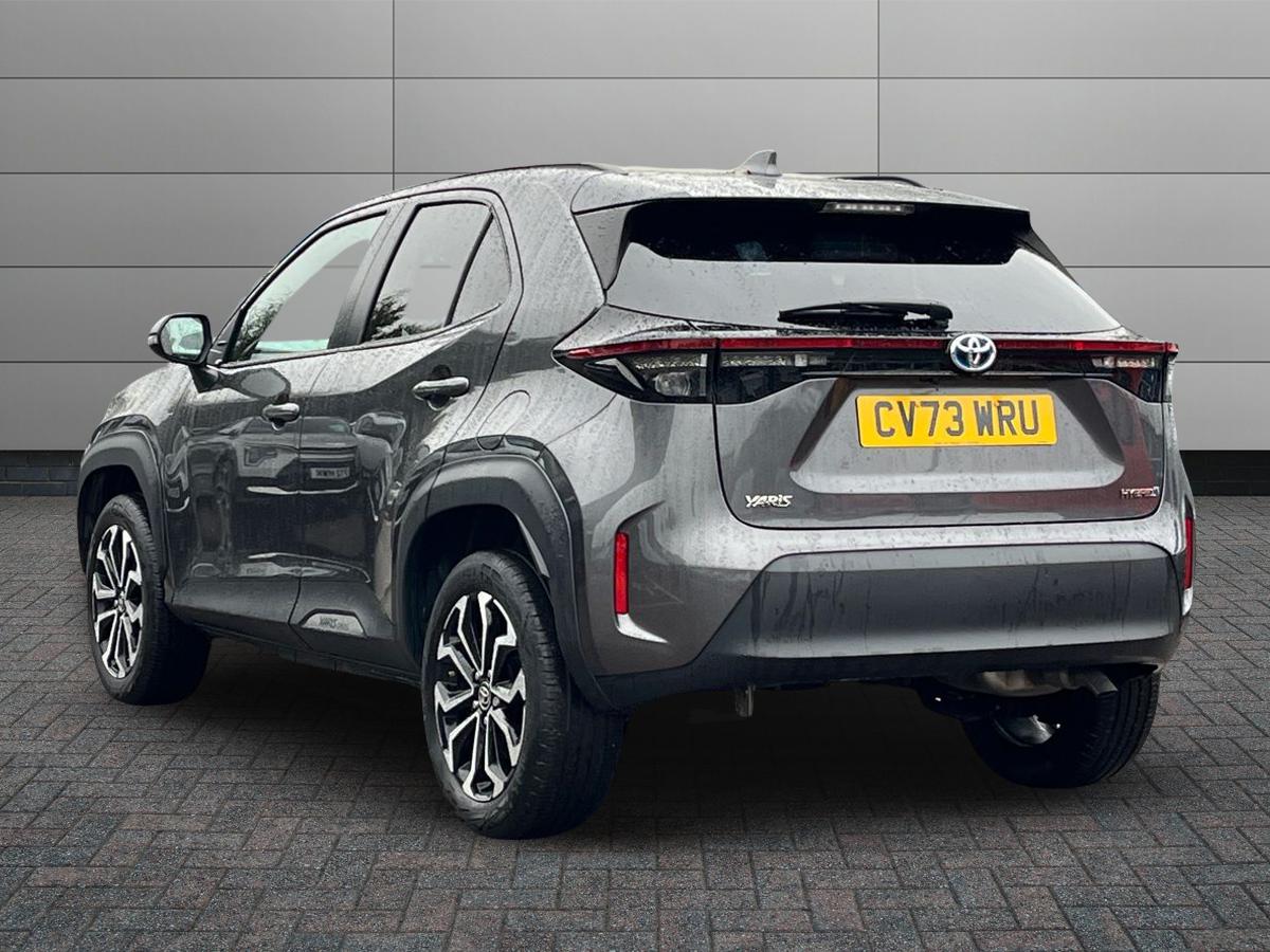 Toyota Yaris Cross Photo 1