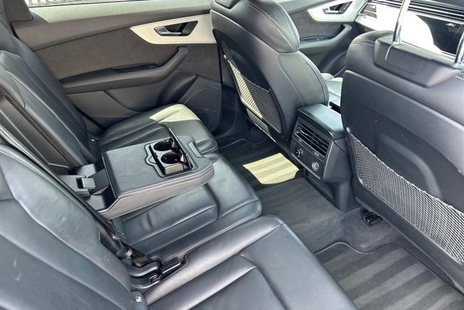 Audi Q7 Photo 38