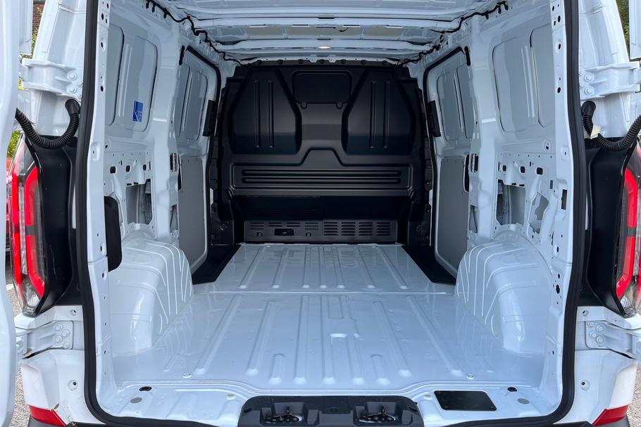 Used Ford E-Transit Custom MJ25UCS 21