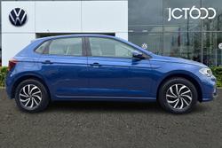VOLKSWAGEN Polo Photo 4