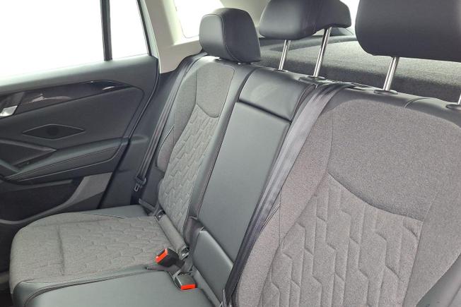 VOLKSWAGEN Tiguan Photo 9