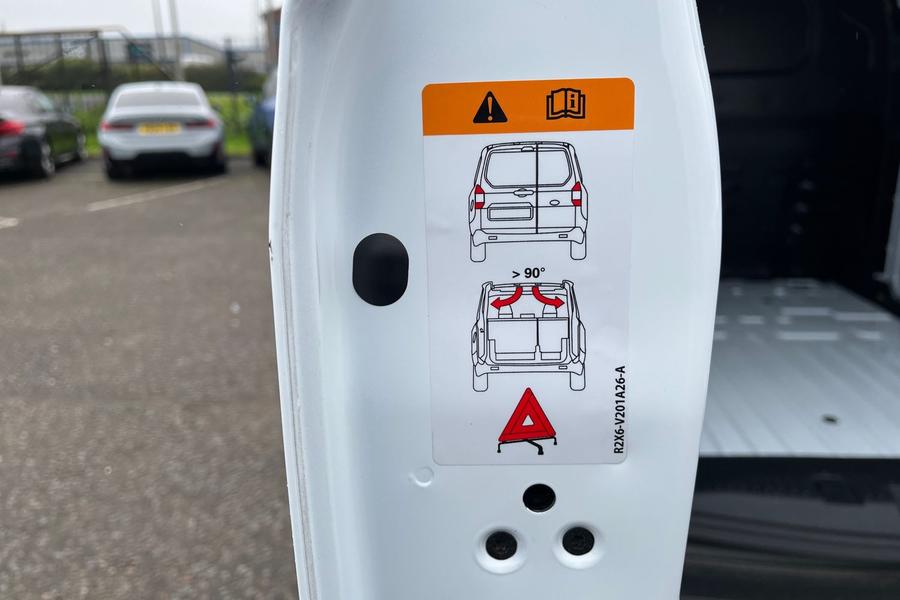 Ford TRANSIT COURIER Photo autoimg-799d943f59867ee471ec0c82a0474dad78d7815e.jpg