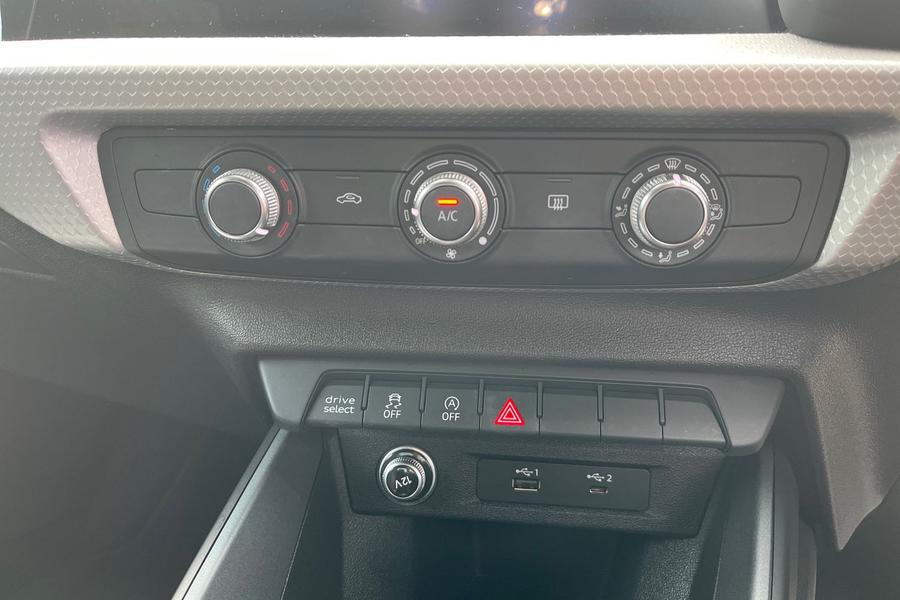Audi A1 Photo autoimg-799f62b3530db0e7c0c2caf60455dca4decc6109.jpg