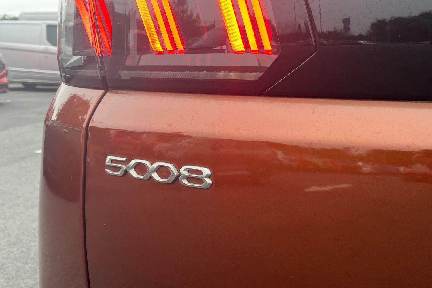 Peugeot 5008 Photo 24