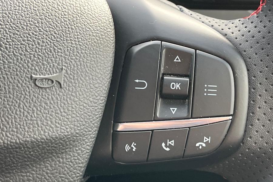 Ford FOCUS Photo autoimg-79a43646ce69d6352e15da36c24d75a24b02eb45.jpg