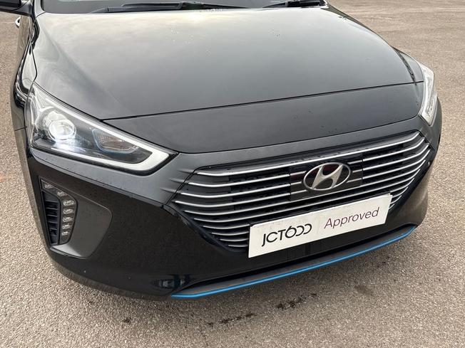 HYUNDAI Ioniq Photo 32