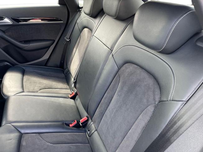 AUDI Q3 Photo 9
