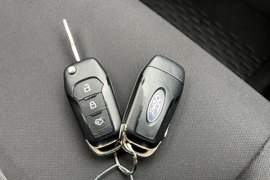 Ford KA+ Photo autoimg-79aad32a6936f7b0e7132569bf65a340b93b0eac.jpg