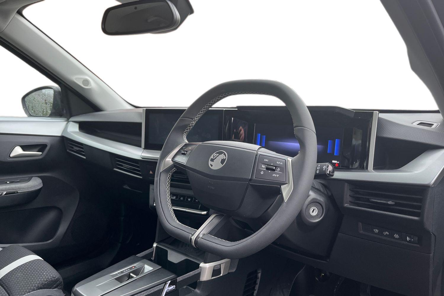 Vauxhall FRONTERA Photo 8