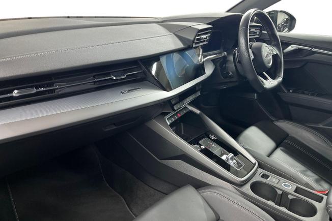 AUDI A3 Photo 2