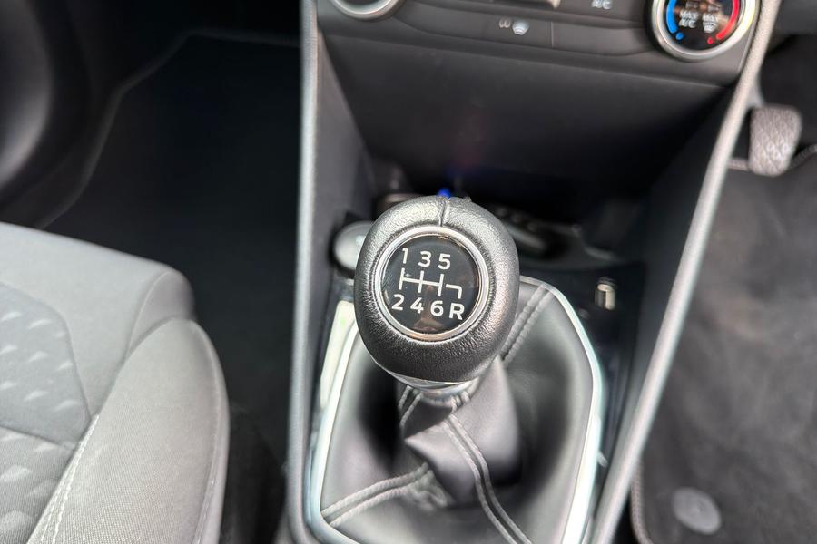 Ford FIESTA Photo autoimg-79aeed1be4dfd2a97ac4a84ce63cddd0208bd0a4.jpg