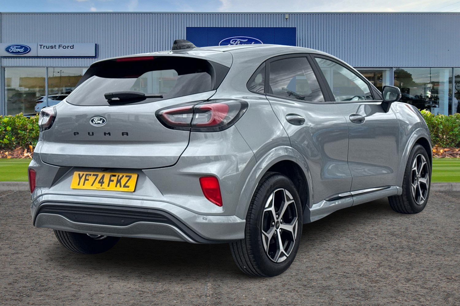 Ford PUMA Photo 3