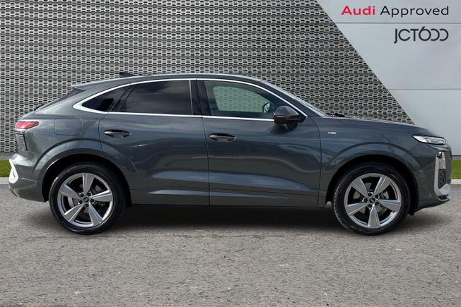 Audi Q3 Photo 4