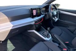 SEAT Arona Photo 2