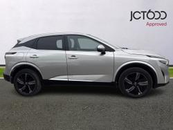 NISSAN Qashqai Photo 4