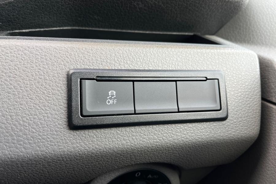 Volkswagen Transporter Shuttle Photo autoimg-79c5d6023583bb83aac02beda0da6704af4dbf44.jpg
