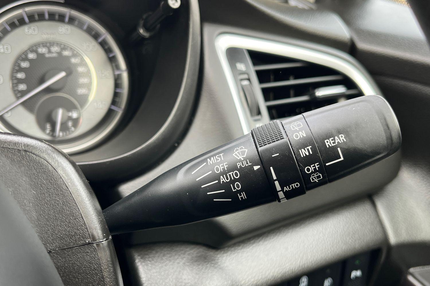 Suzuki S-Cross Photo 14