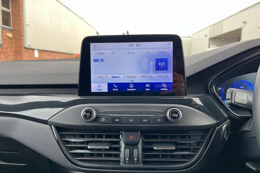 Ford Focus Photo autoimg-79d2f8e3c1414fca7393a097ec08cb6506004a19.jpg