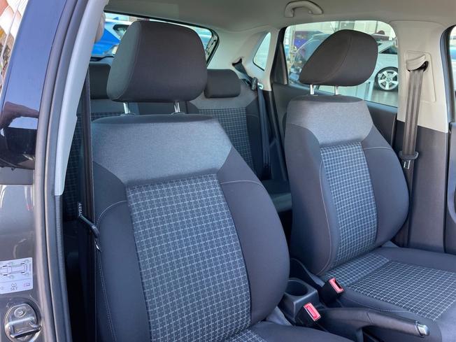 VOLKSWAGEN Polo Photo 27