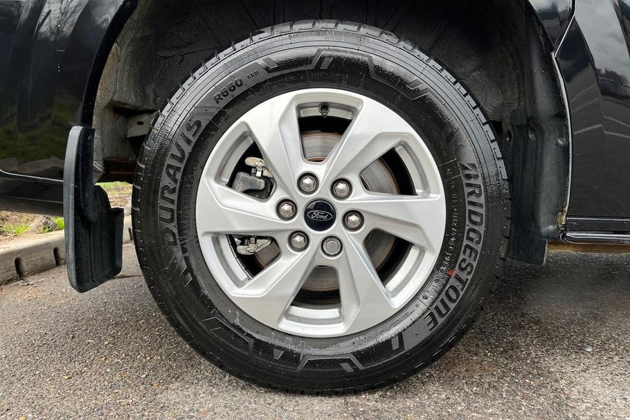 Used Ford TRANSIT CUSTOM WT25FXB 24