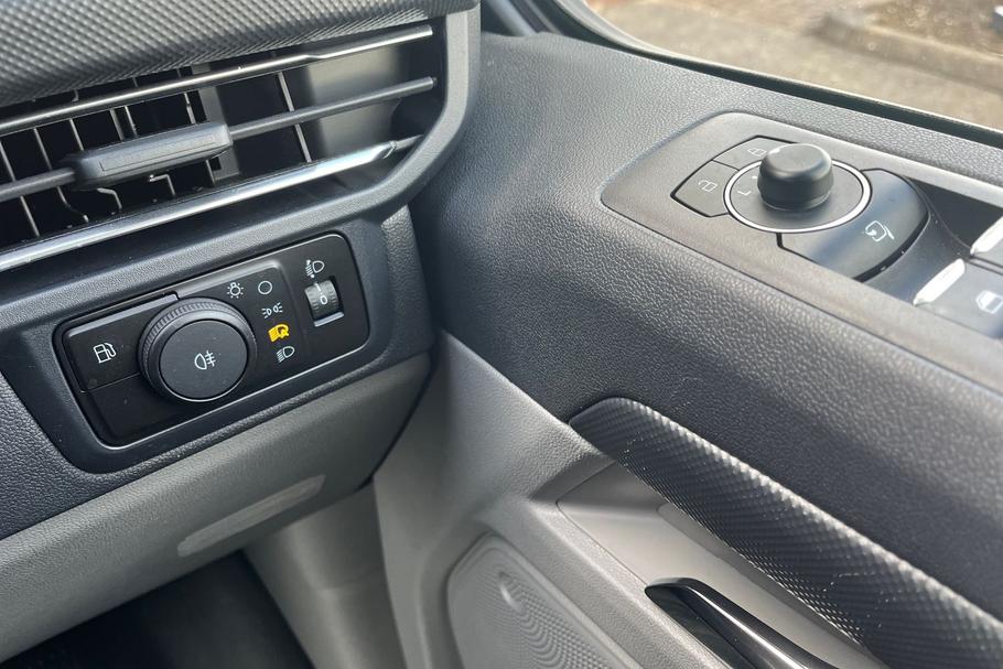 Used Ford TRANSIT CUSTOM WP75VZG 21