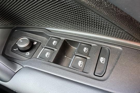 Volkswagen Tiguan Photo autoimg-79e55582ac903b50404578a987eb59153435d1b0.jpg