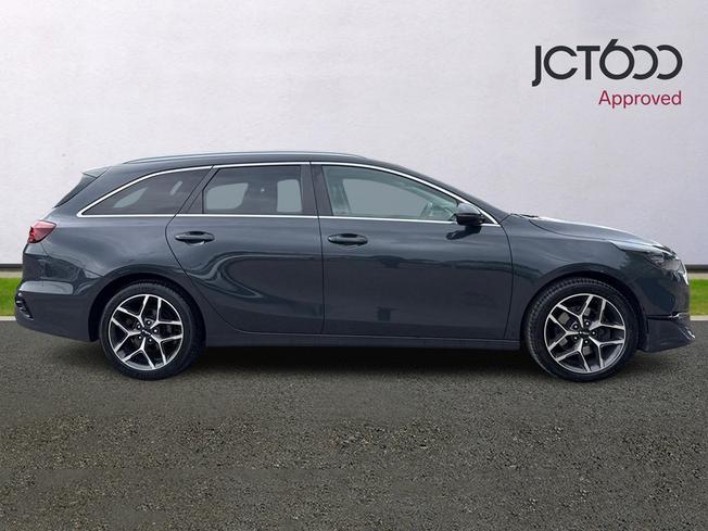 KIA Ceed Photo 4