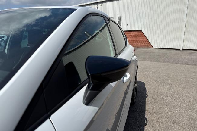 SEAT Ibiza Photo 27