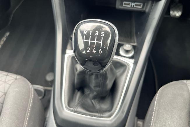 Volkswagen T-Cross Photo 60