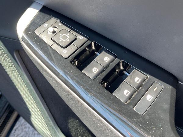 Kia EV6 Photo autoimg-79f177895807ee997af1ab25082752dbe0d9de4c.jpg