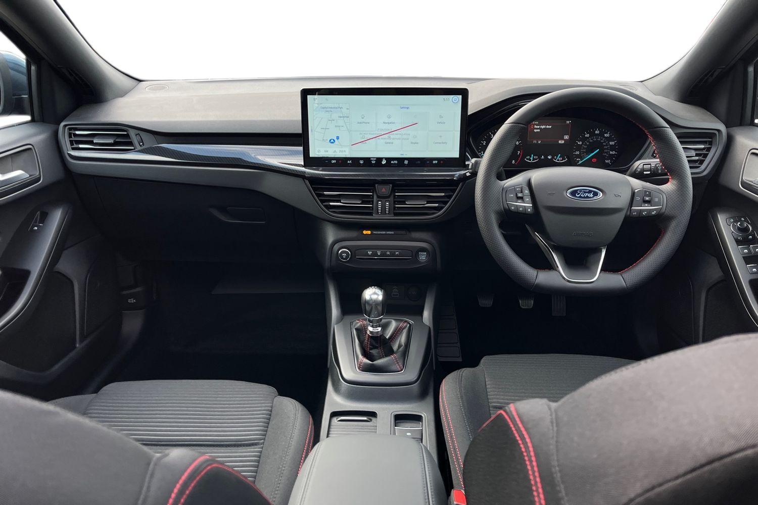 Ford Focus Photo 9