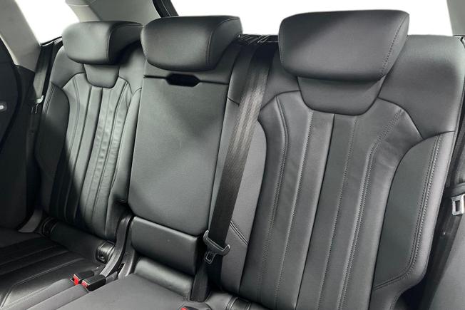 AUDI Q5 Photo 9