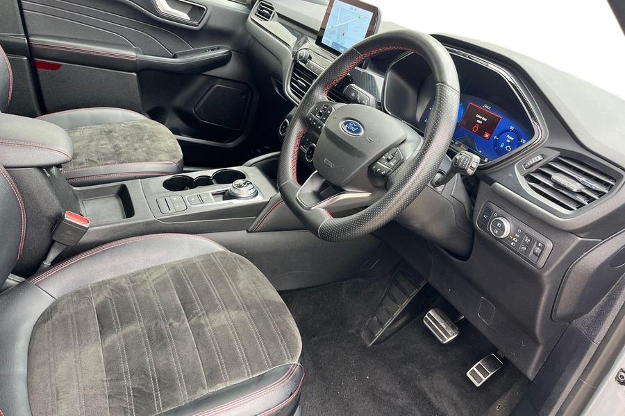 Ford Kuga Photo autoimg-79f4706f0bf2dcf1b41d3f73d90fa7948a3dd835.jpg