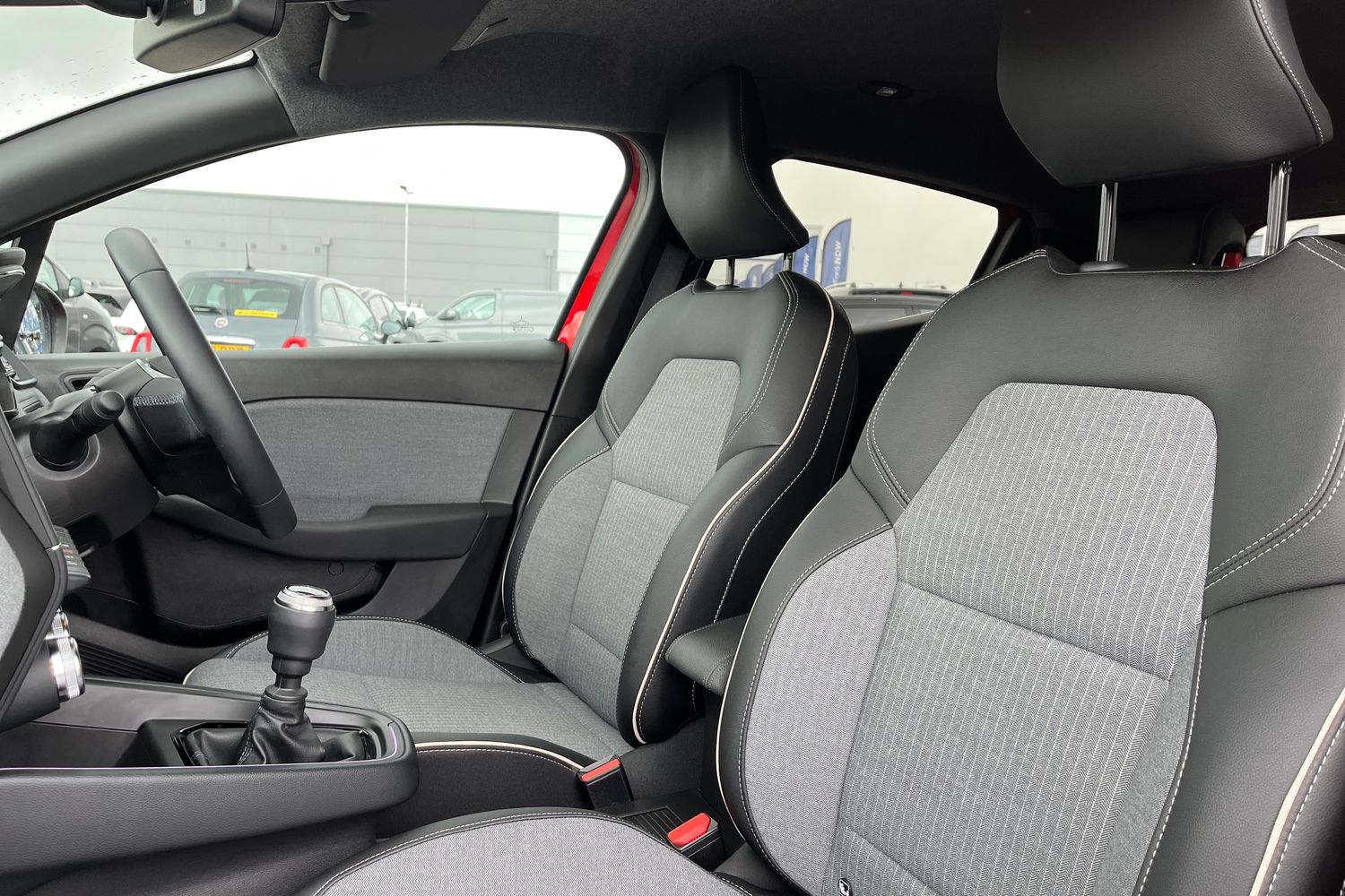 Renault Clio Photo 18