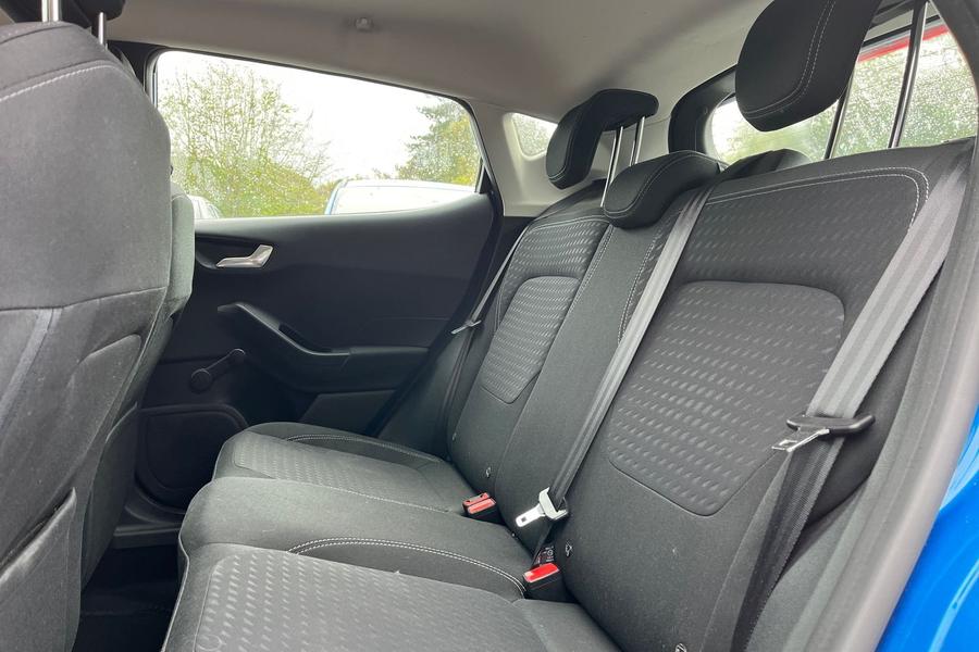 Ford Fiesta Photo autoimg-79fa956de892f86c525cf843758ae680a3df0986.jpg